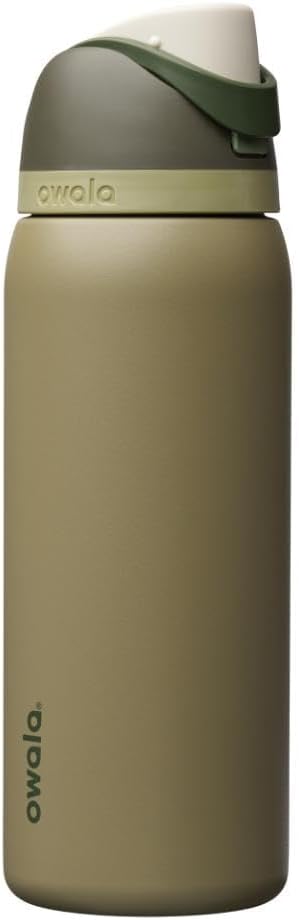 FreeSip Insulated Stainless Steel Water Bottle with Straw, BPA-Free Sports Water Bottle, Great for Travel, 32 Oz, Very, Very Dark