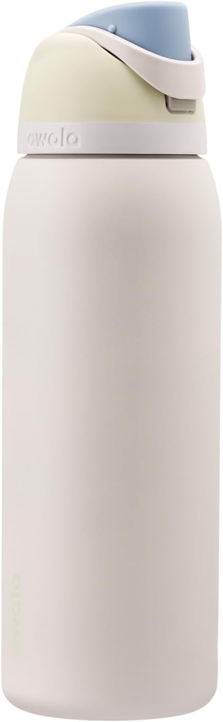FreeSip Insulated Stainless Steel Water Bottle with Straw, BPA-Free Sports Water Bottle, Great for Travel, 32 Oz, Very, Very Dark