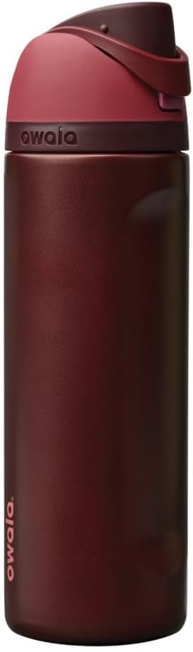 FreeSip Insulated Stainless Steel Water Bottle with Straw, BPA-Free Sports Water Bottle, Great for Travel, 32 Oz, Very, Very Dark