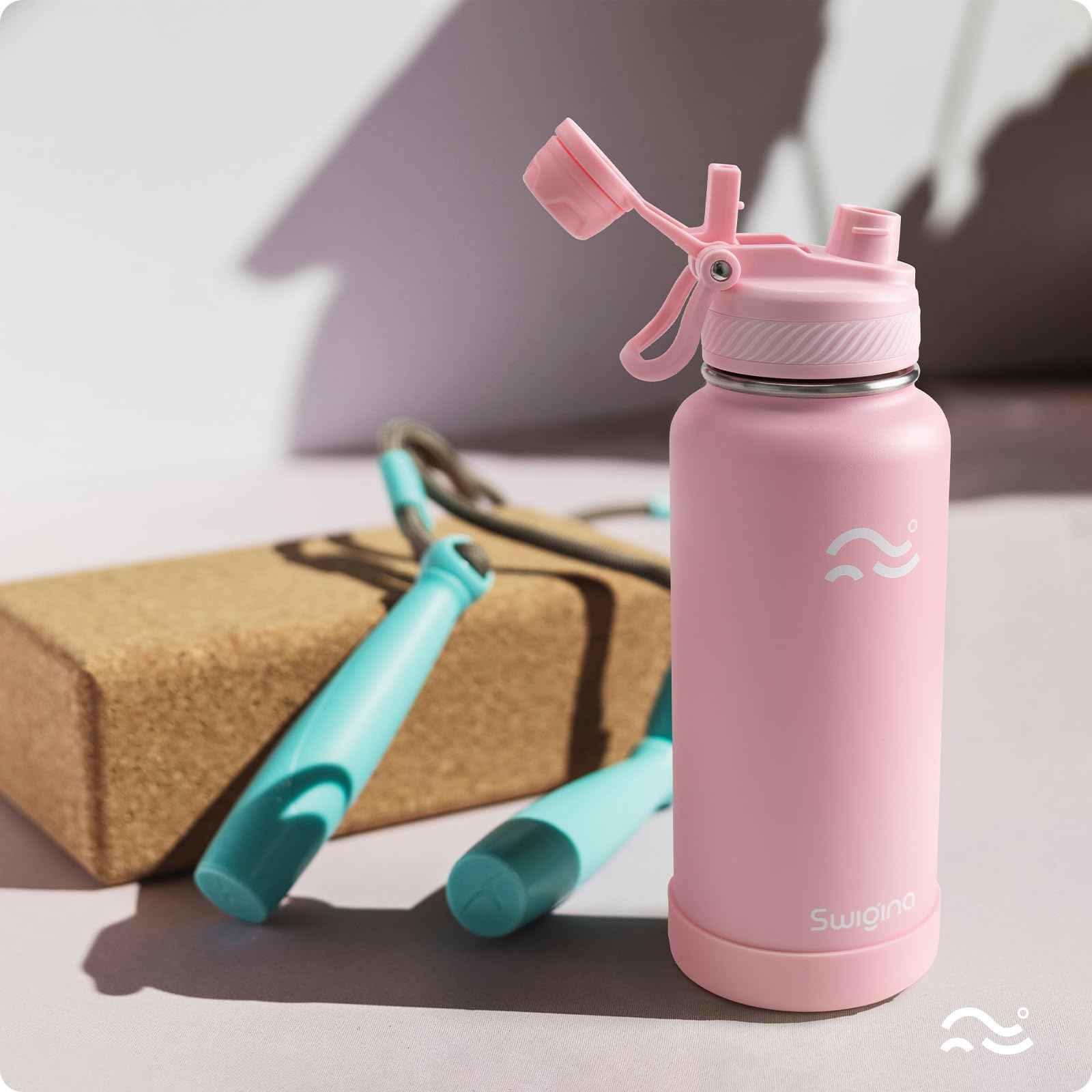 Insulated Water Bottle with Silicone Boot (36hrs Cold/18hrs Hot)