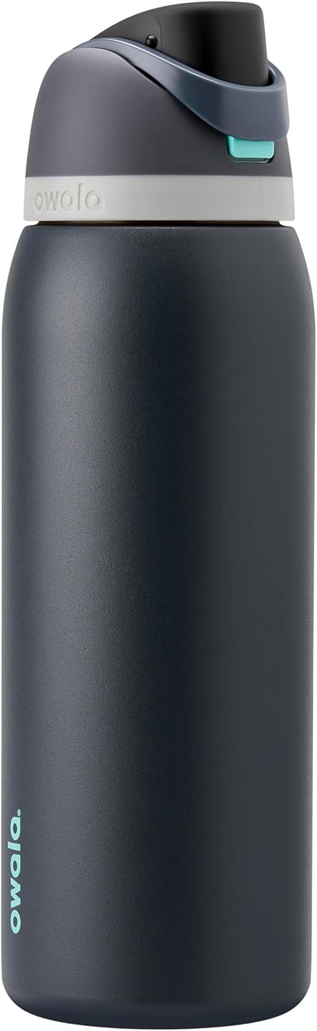 FreeSip Insulated Stainless Steel Water Bottle with Straw, BPA-Free Sports Water Bottle, Great for Travel, 32 Oz, Very, Very Dark